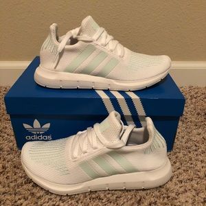 Adidas Swift run shoes